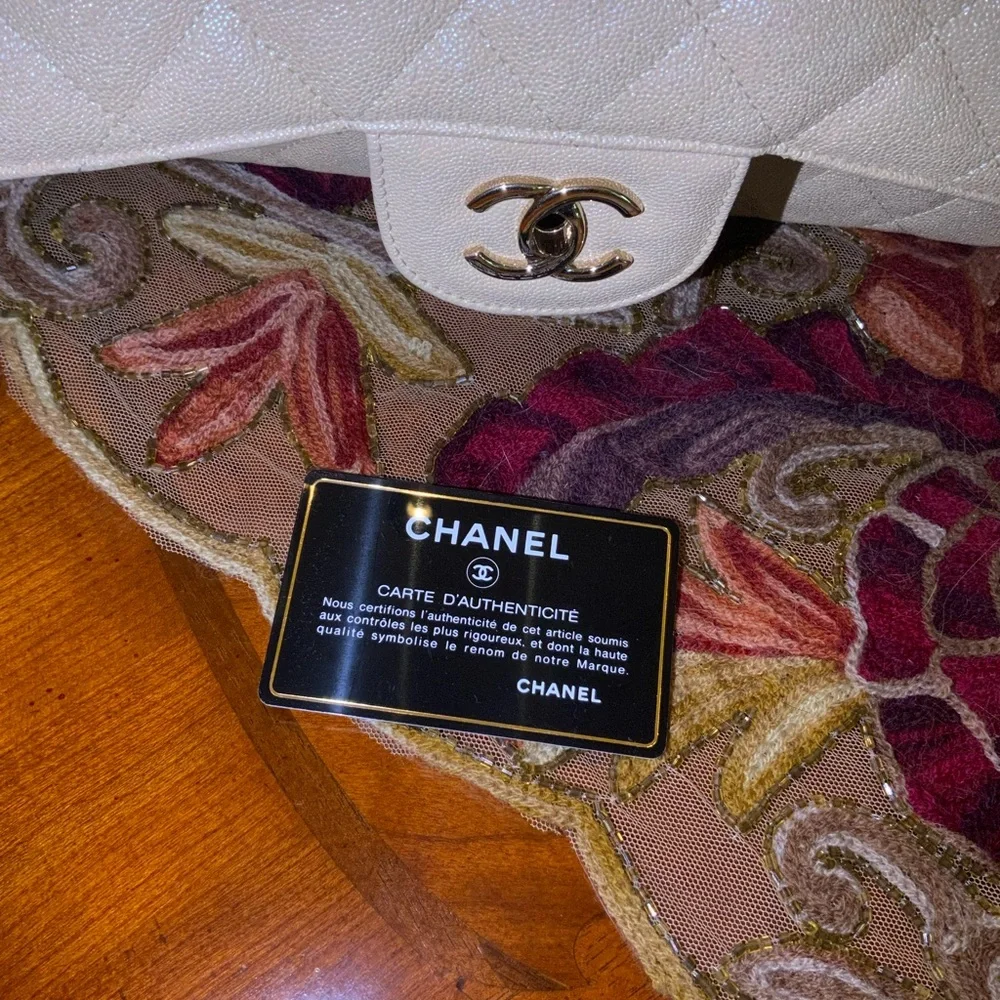 ❤️❤️ Chanel Classic Iridescent Jumbo Double Flap Bag❤️❤️